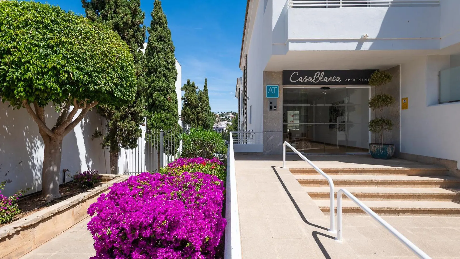 Apartahotel Casablanca Apartments, Santa Ponsa